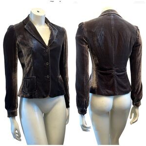 Tahari Women's Gorgeous Silk Blend Velvety Soft Blazer